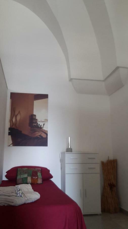 הוילה Campi Salentina Lu Santu מראה חיצוני תמונה